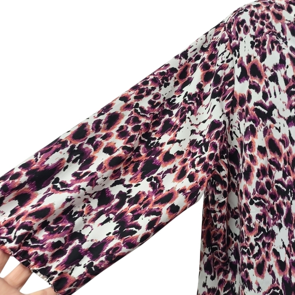 212 Collection 1X Multicolor Leopard Print Blouse 3/4 Sleeve Purple Pink V-neck - Picture 3 of 7